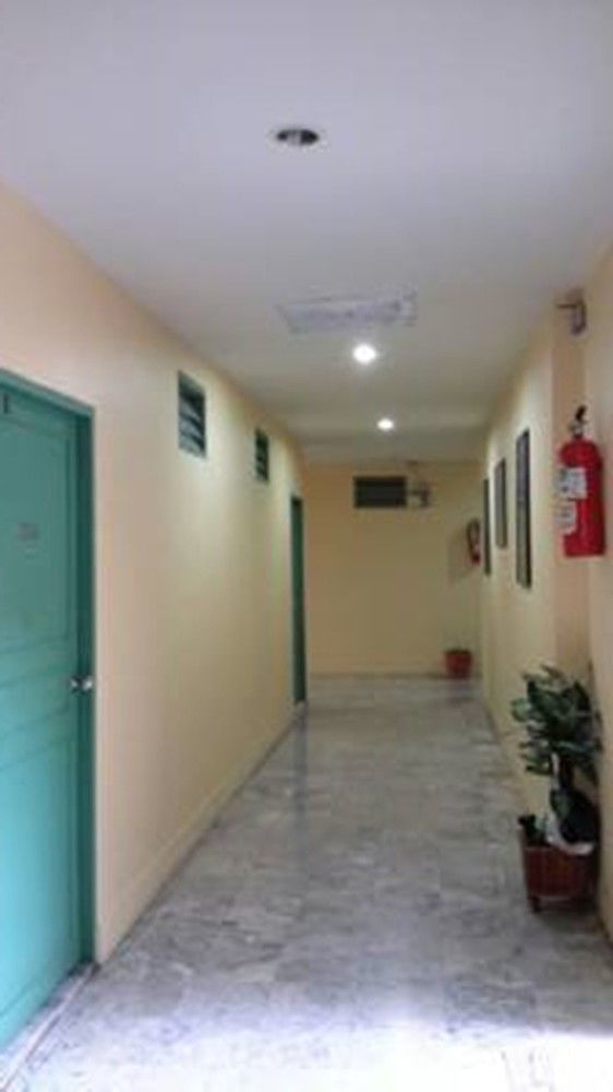 Luxury Hotel Ban Don Rak Bagian luar foto